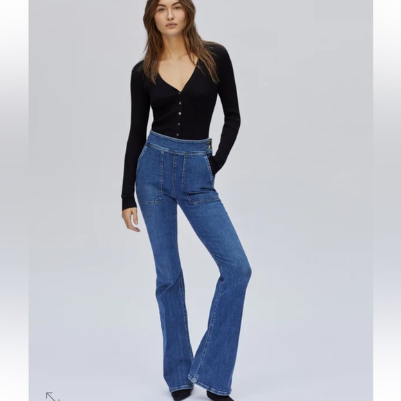 Frame Denim Le Francoise Flare Jeans in Sunnyslope - Picture 2 of 14